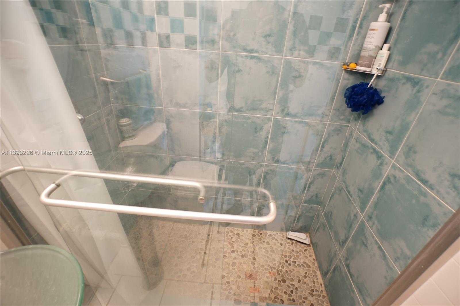 Small Image of 3801 INDIAN CREEK DR #201, Miami Beach Number 10