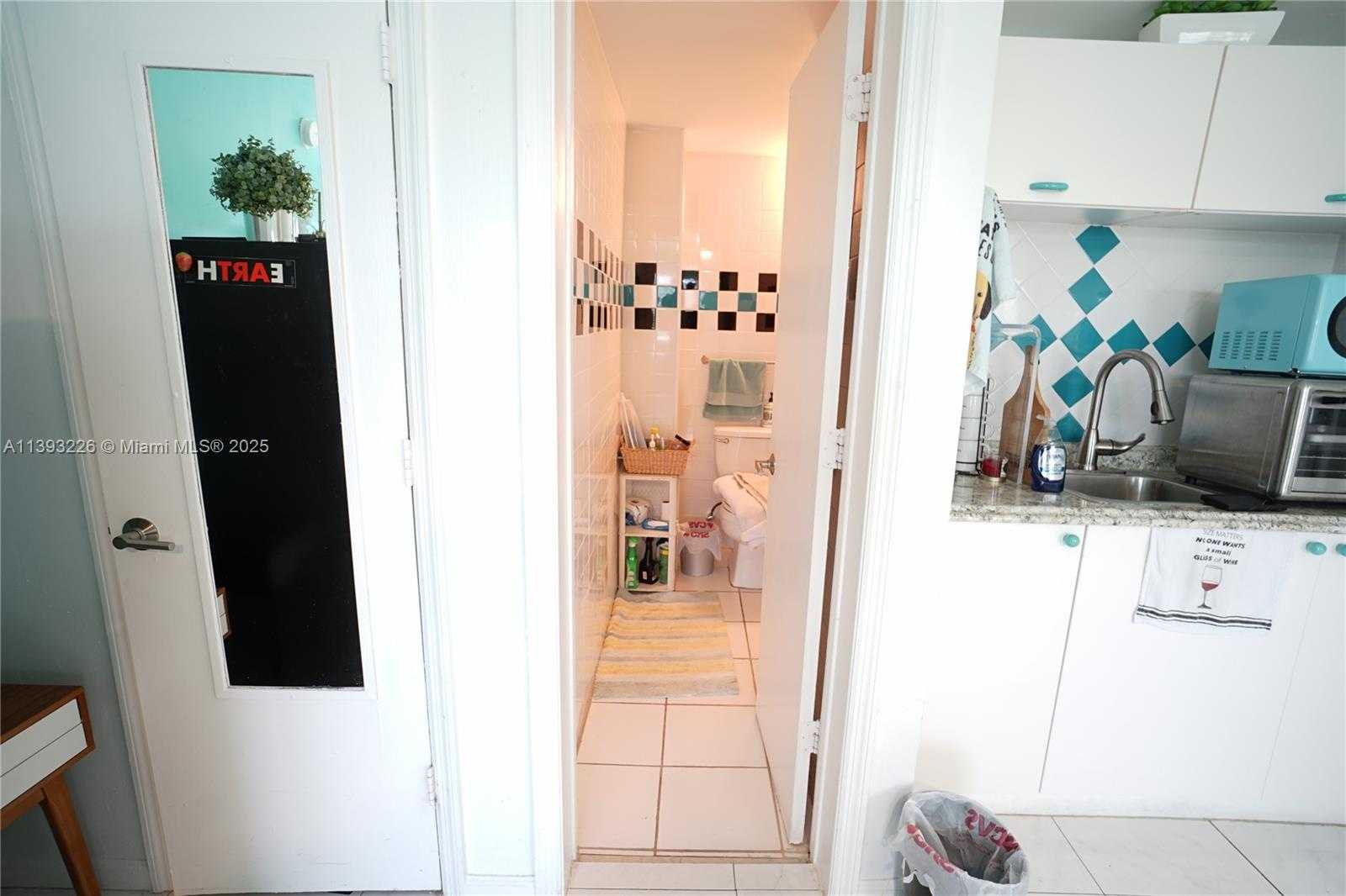 Small Image of 3801 INDIAN CREEK DR #201, Miami Beach Number 12