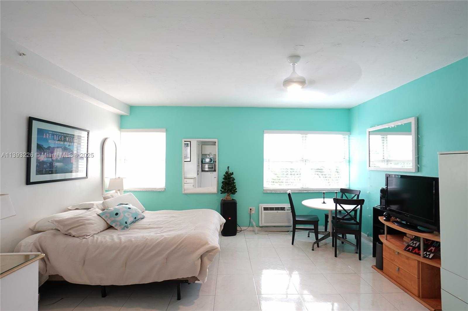 Small Image of 3801 INDIAN CREEK DR #201, Miami Beach Number 17