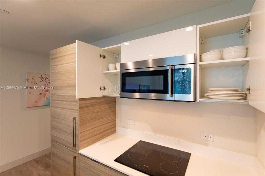 Small Image of 777 NORTH OCEAN DR #S302, Hollywood Number 13