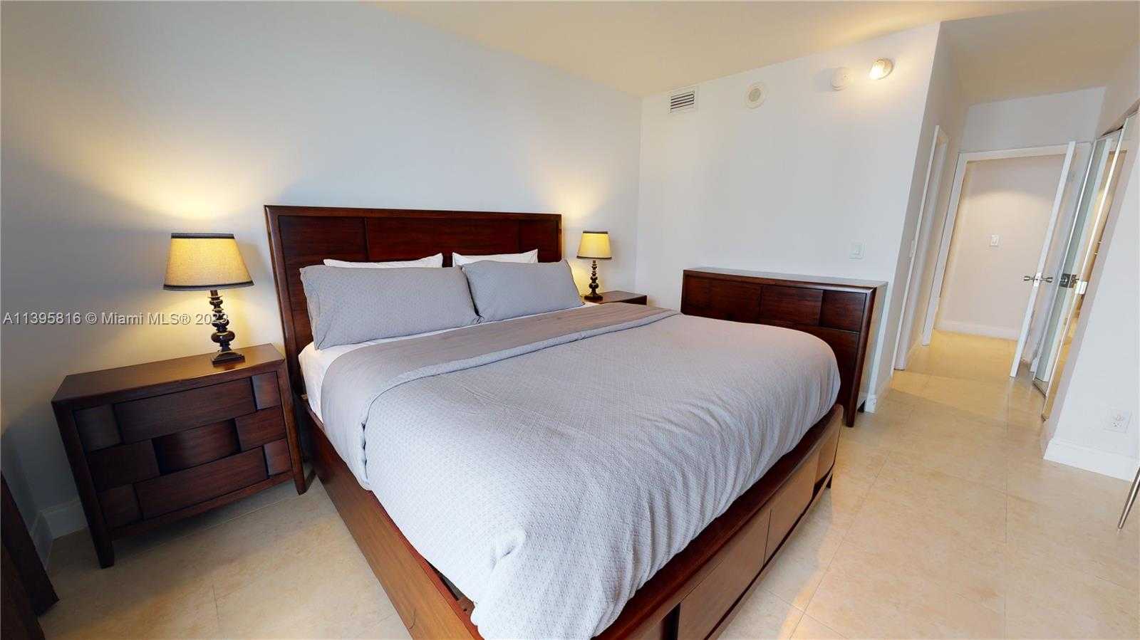 Small Image of 19370 COLLINS AVE #1016, Sunny Isles Beach Number 18