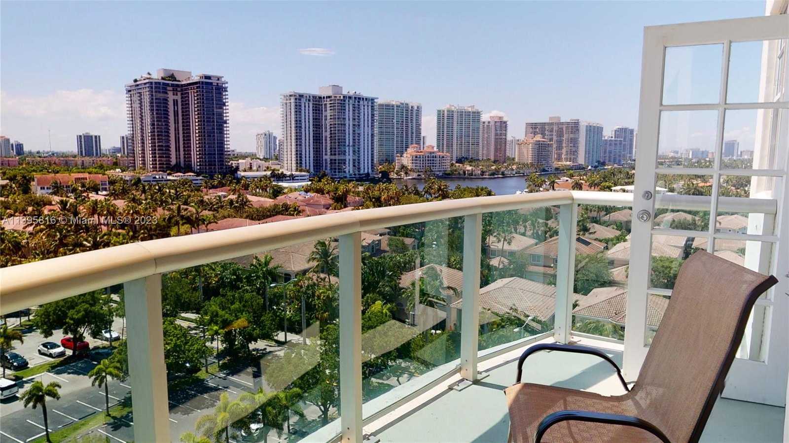 Small Image of 19370 COLLINS AVE #1016, Sunny Isles Beach Number 4