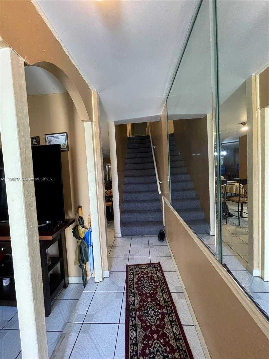 Imagen de Pequeño Objeto