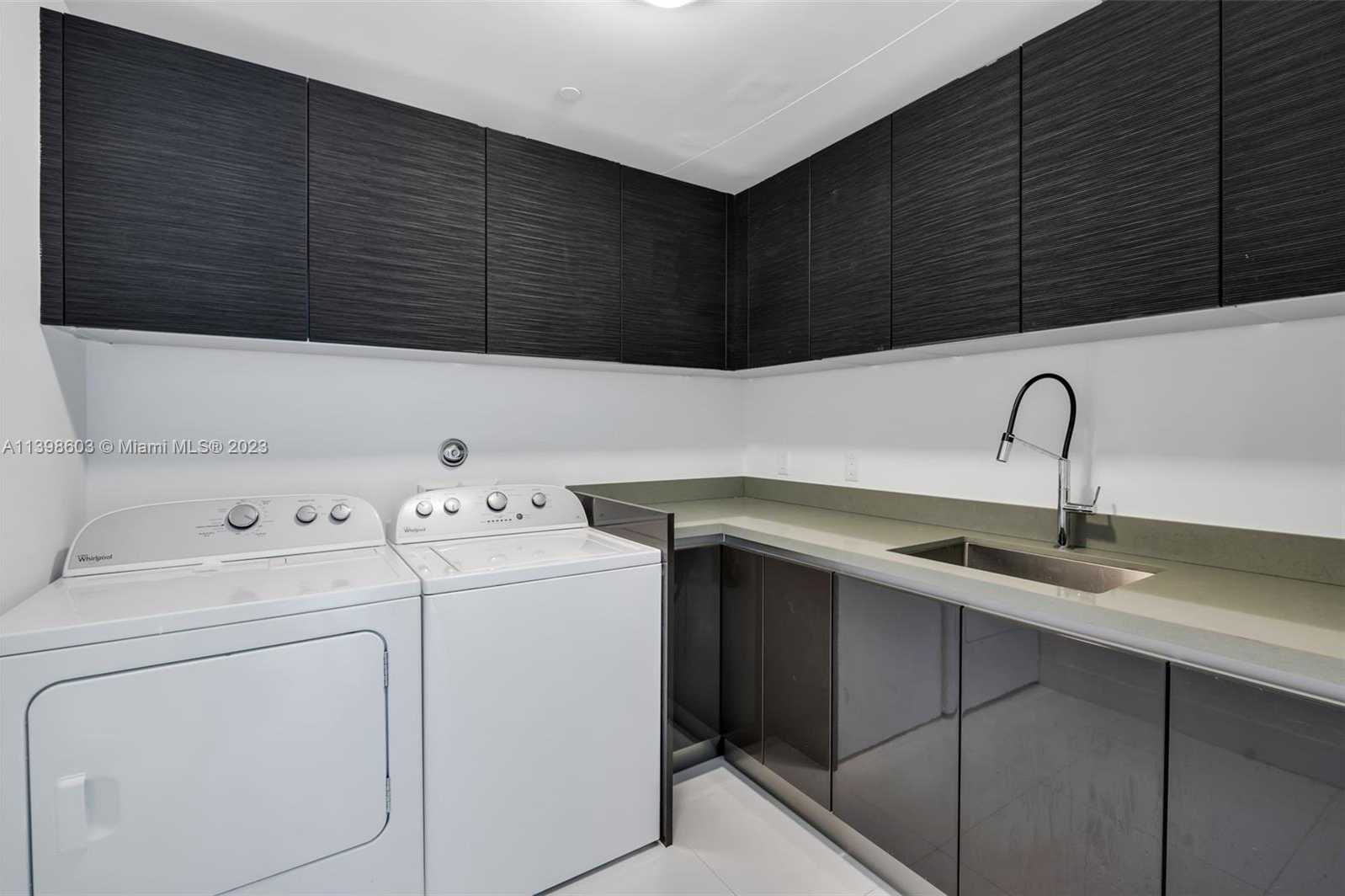 Small Image of 1080 BRICKELL AVE #3900-3901, Miami Number 28
