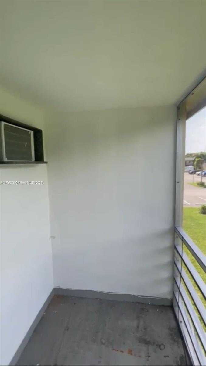 Small Image of 78 KINGSWOOD D #78, West Palm Beach Number 9