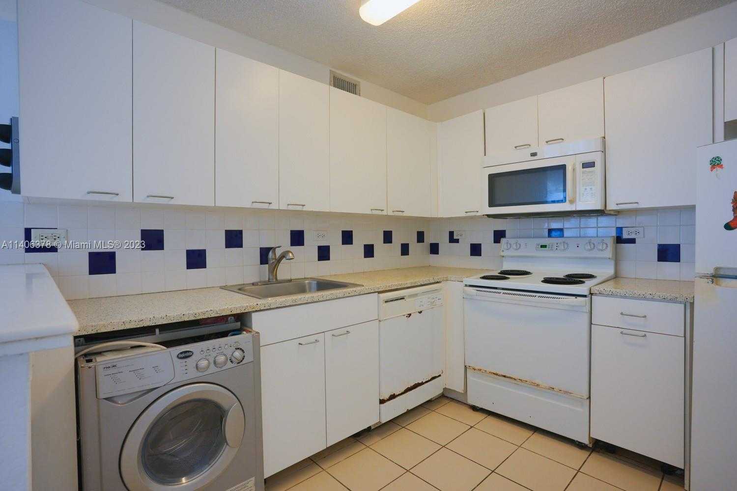Small Image of 1500 BAY RD #856S, Miami Beach Number 11
