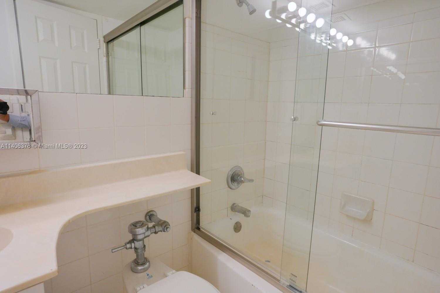 Small Image of 1500 BAY RD #856S, Miami Beach Number 20