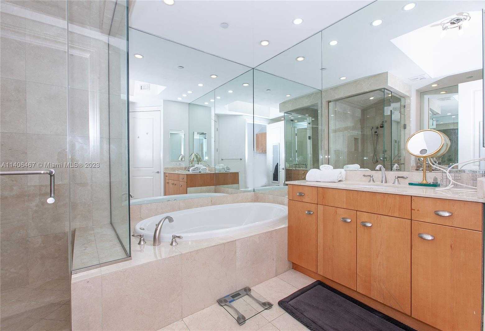 Small Image of 6000 ISLAND BLVD #104, Aventura Number 25