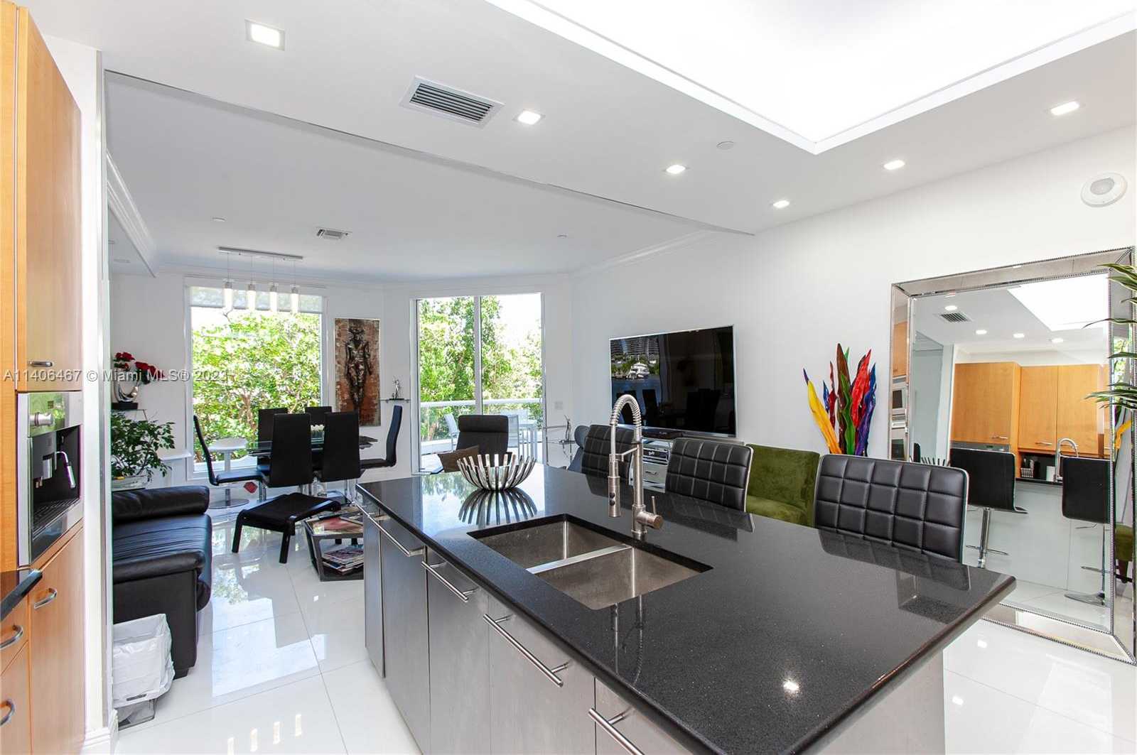 Small Image of 6000 ISLAND BLVD #104, Aventura Number 4