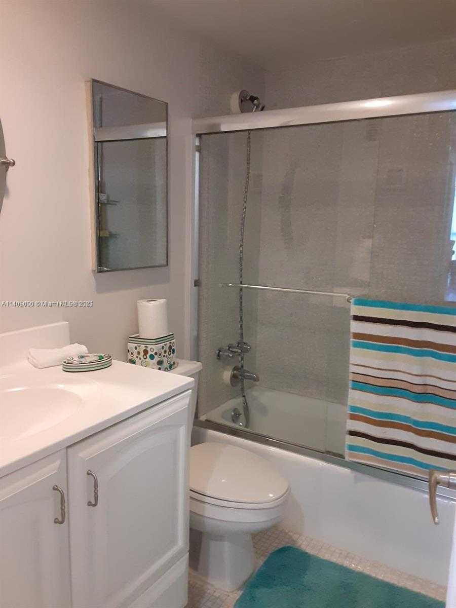 Small Image of 3801 SOUTH OCEAN DR #5O, Hollywood Number 3