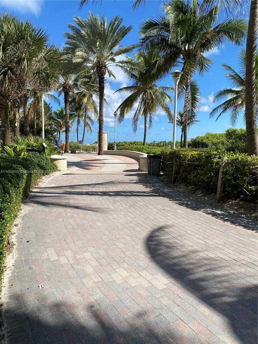 Small Image of 100 LINCOLN RD #939, Miami Beach Number 8