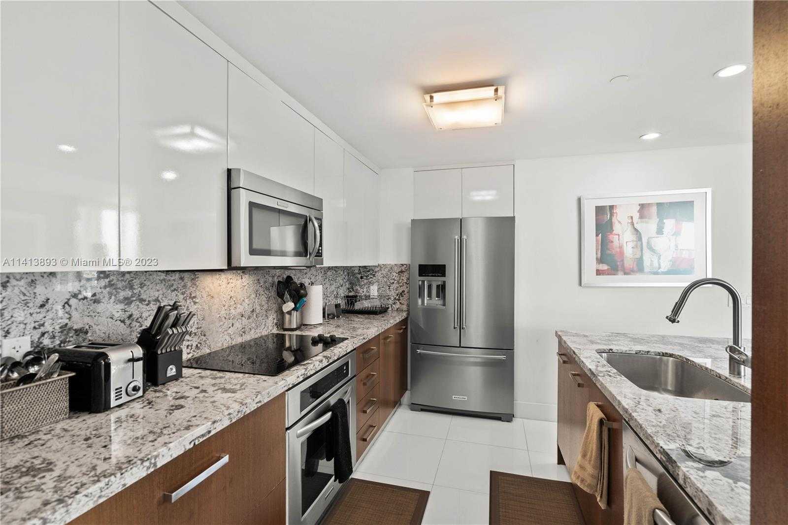 Small Image of 7935 EAST DR #1204, North Bay Village Number 14