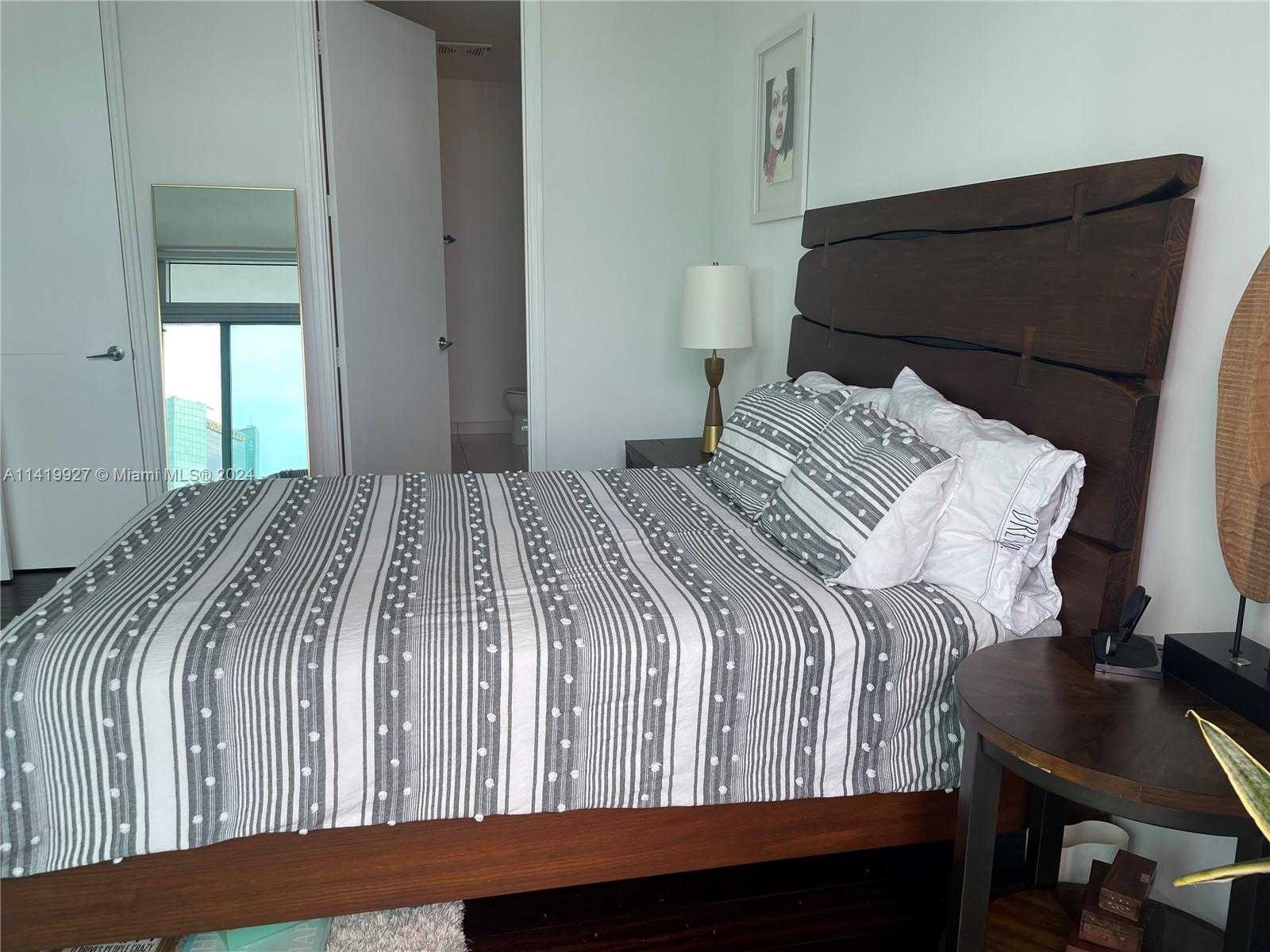 Small Image of 55 SOUTH EAST 6TH ST #Ph4307, Miami Number 15