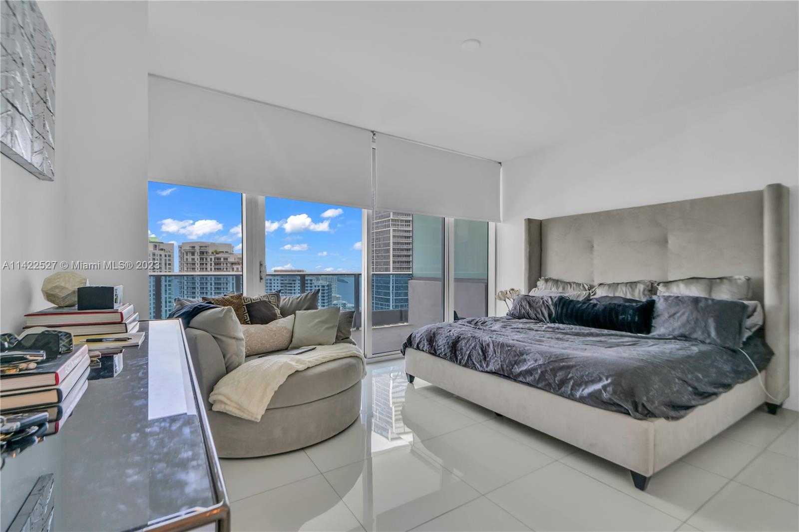 Small Image of 200 BISCAYNE BOULEVARD WAY #3603, Miami Number 11