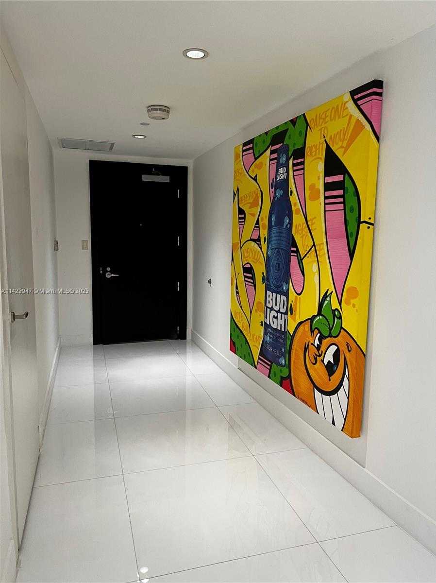 Small Image of 200 BISCAYNE BOULEVARD WAY #3406, Miami Number 23