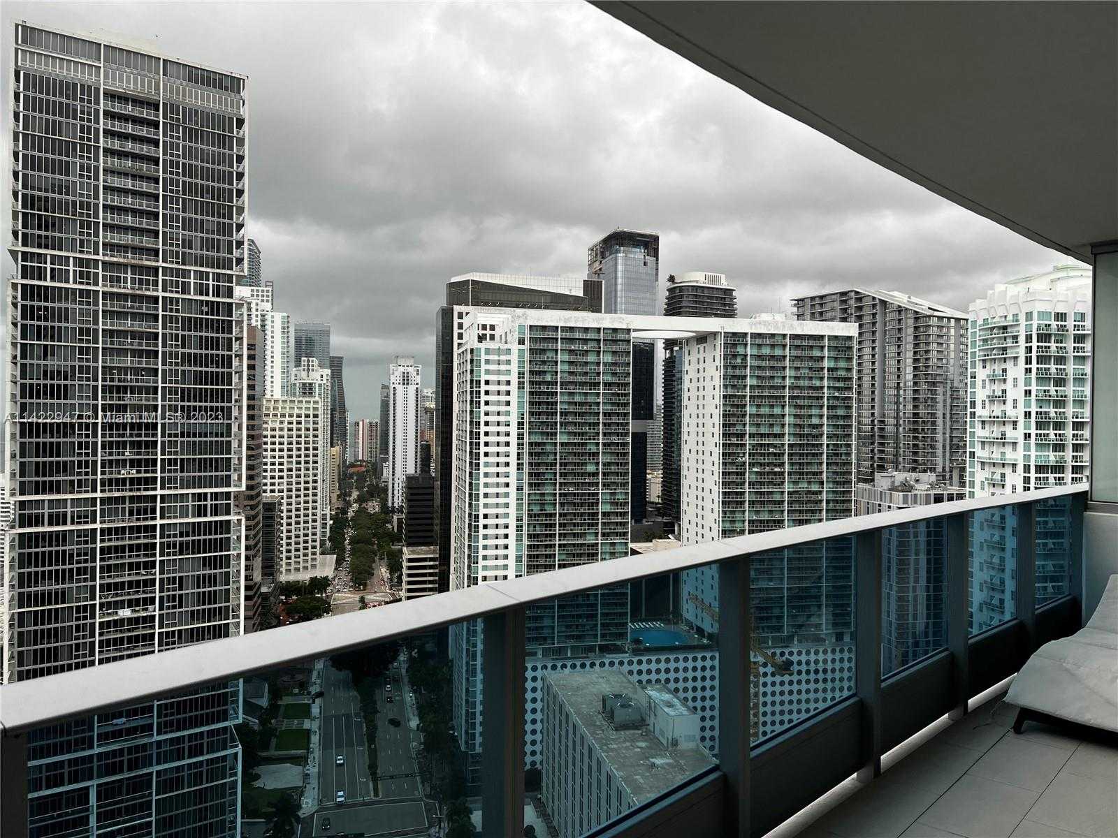 Small Image of 200 BISCAYNE BOULEVARD WAY #3406, Miami Number 27