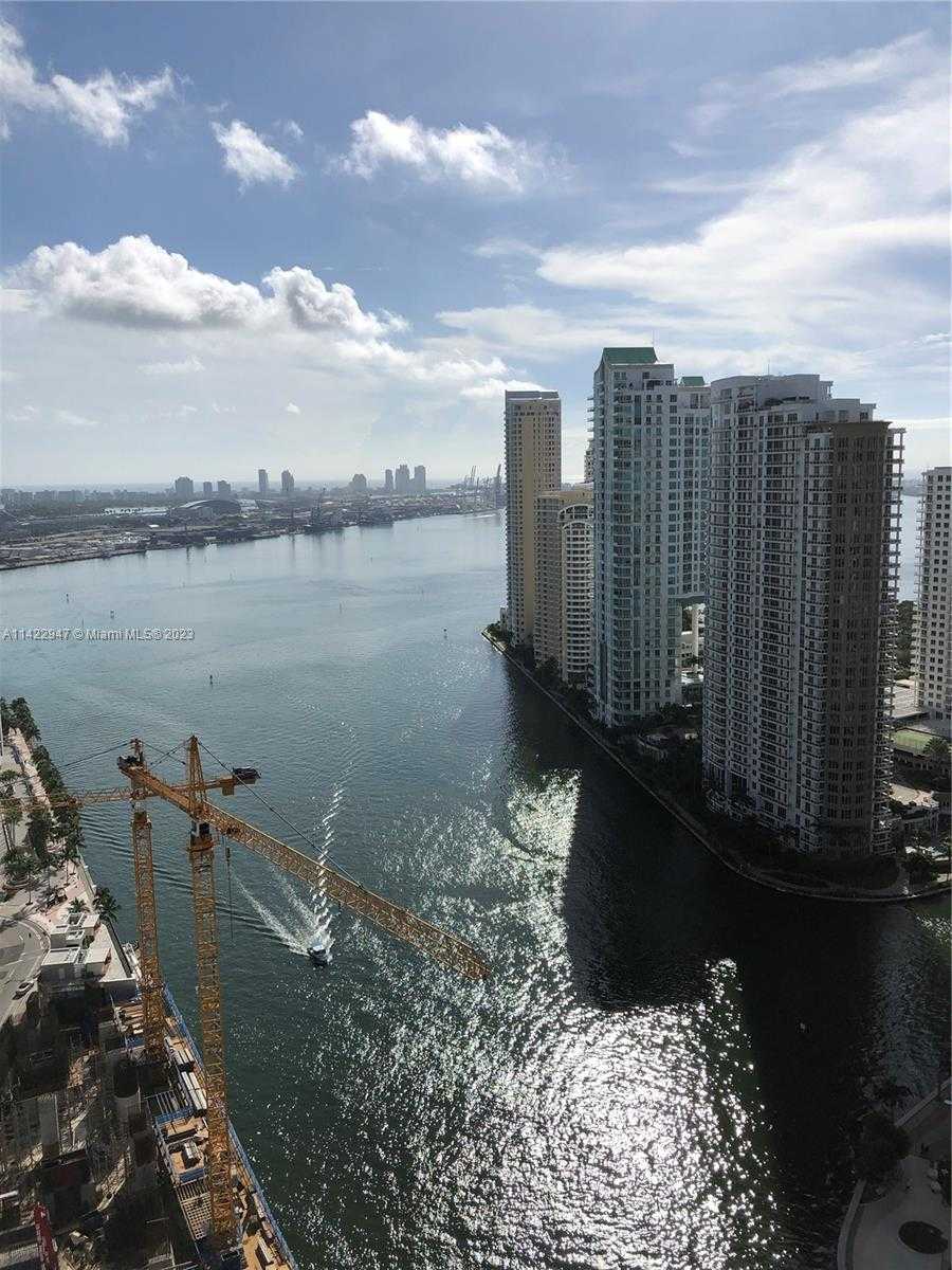 Small Image of 200 BISCAYNE BOULEVARD WAY #3406, Miami Number 4