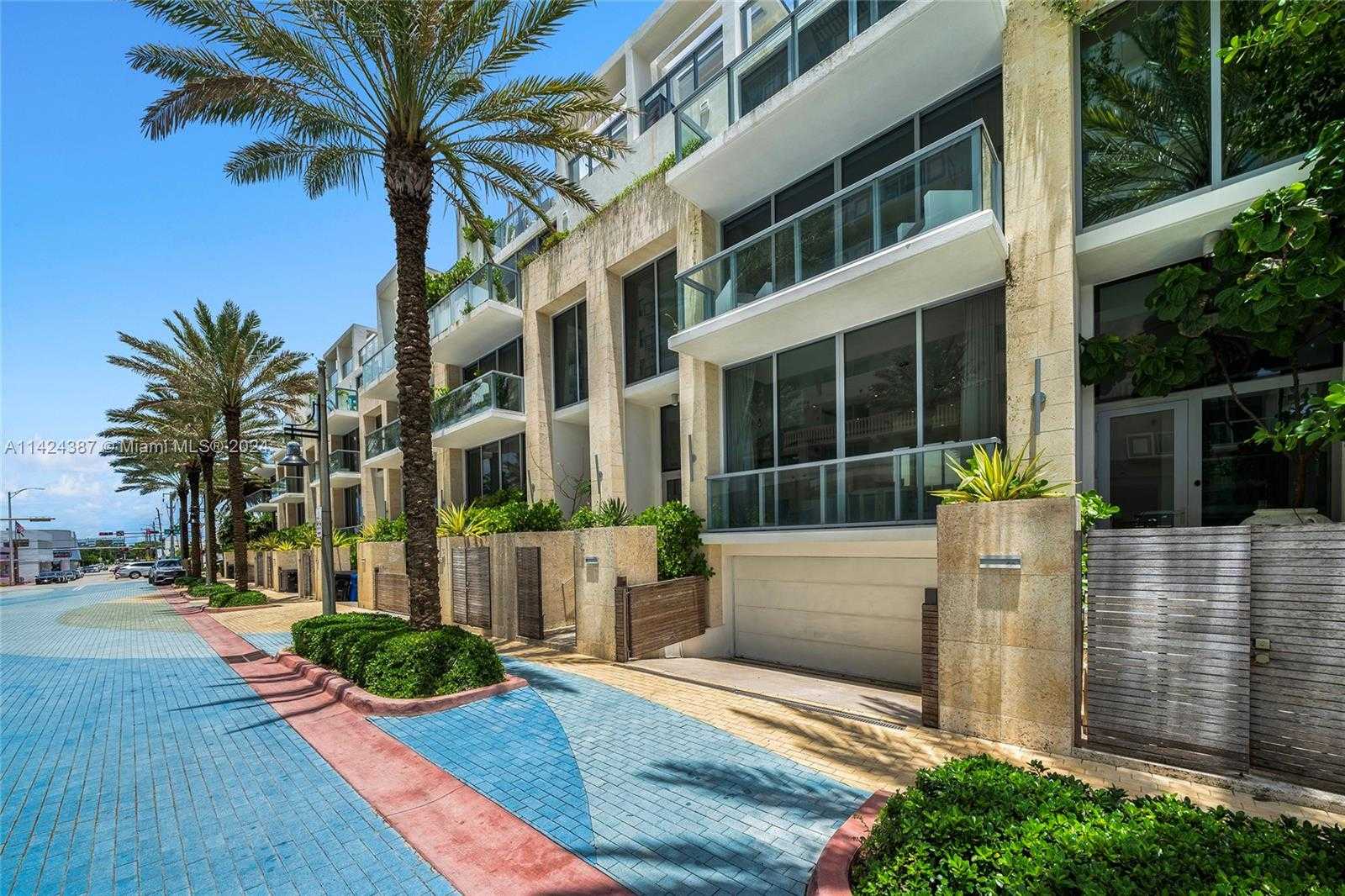 Small Image of 9501 COLLINS AVE #6, Surfside Number 19