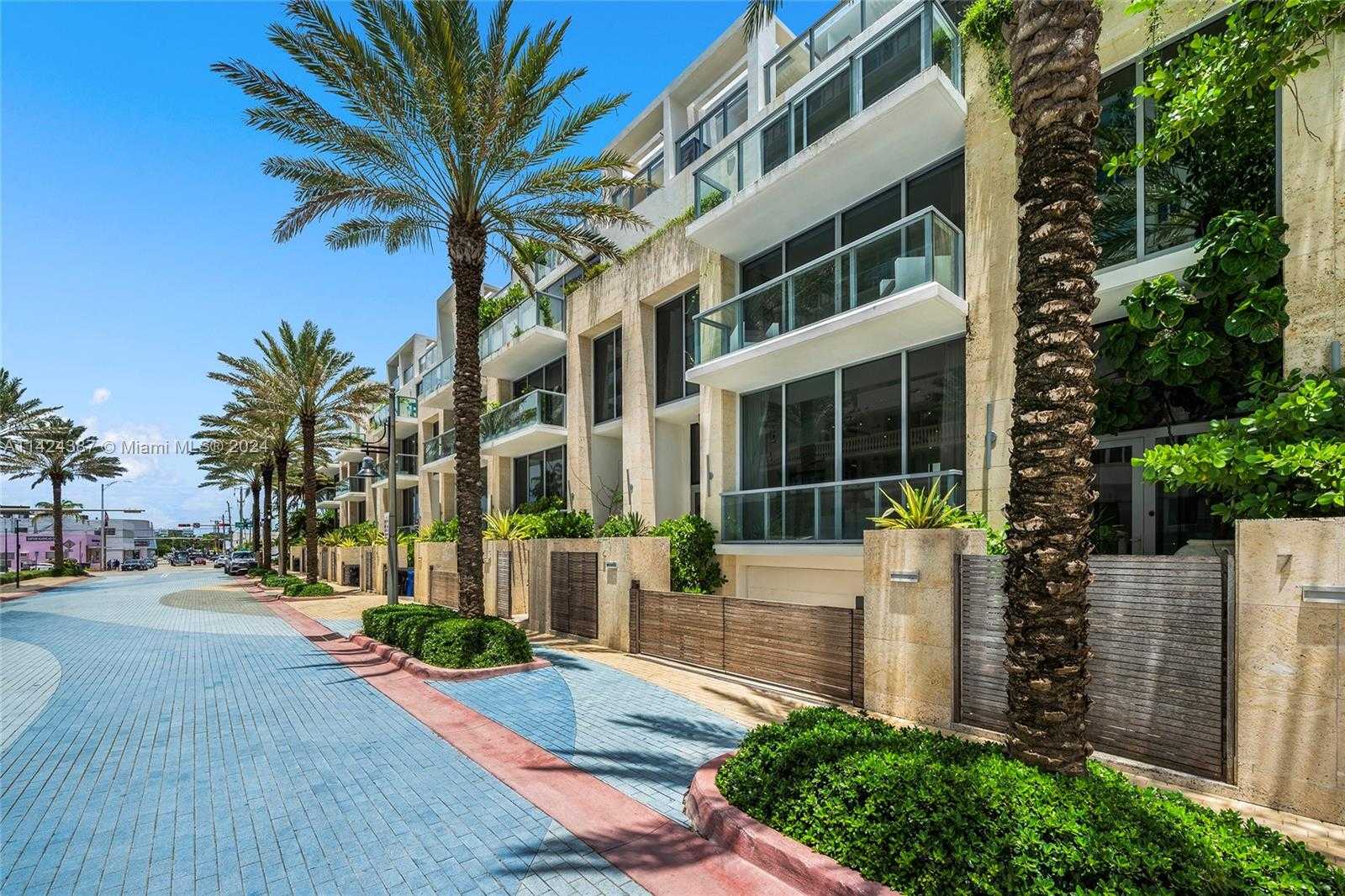 Small Image of 9501 COLLINS AVE #6, Surfside Number 39