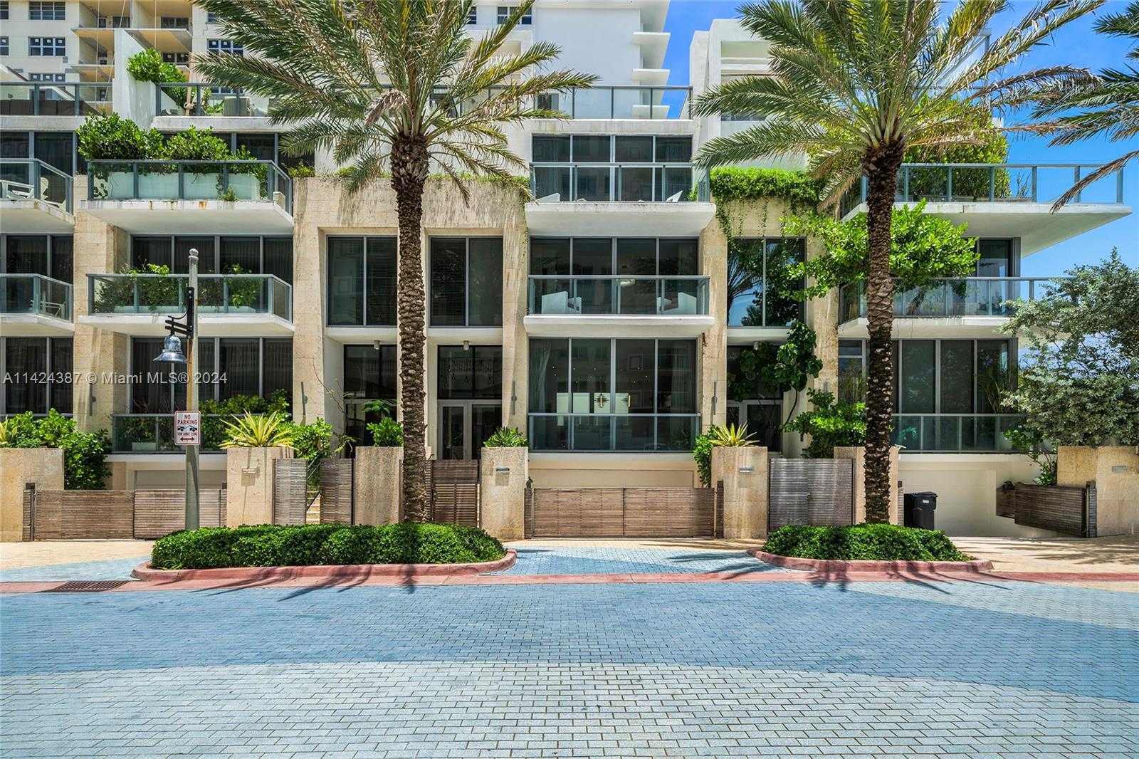 Small Image of 9501 COLLINS AVE #6, Surfside Number 40