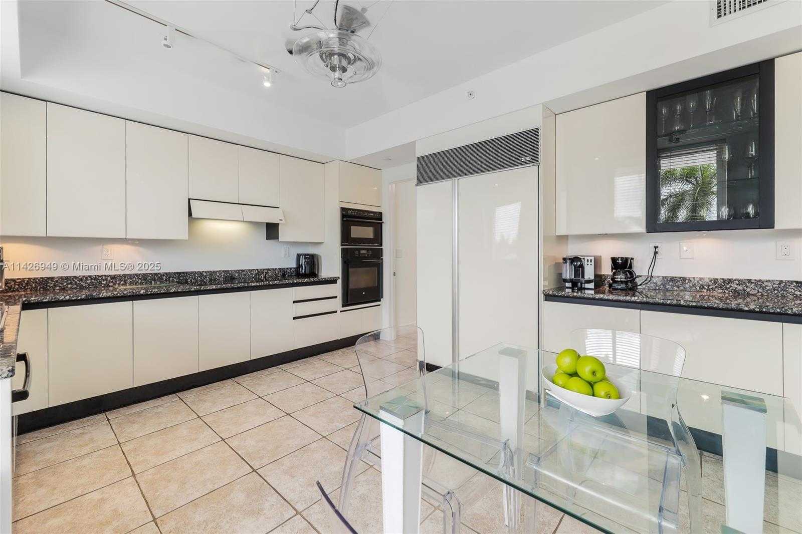 Small Image of 789 CRANDON BLVD #403, Key Biscayne Number 6