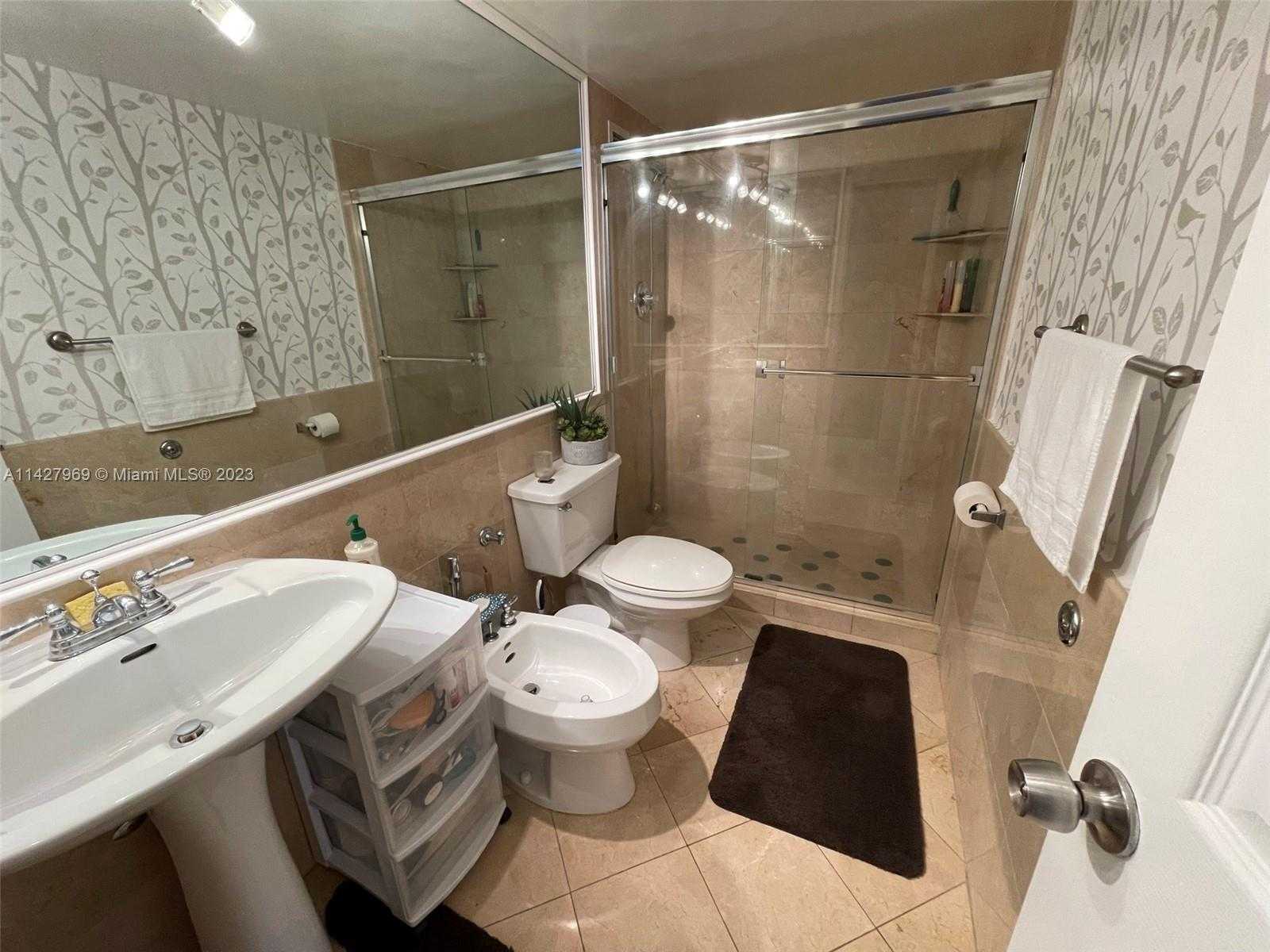 Small Image of 5151 COLLINS AVE #1523, Miami Beach Number 19