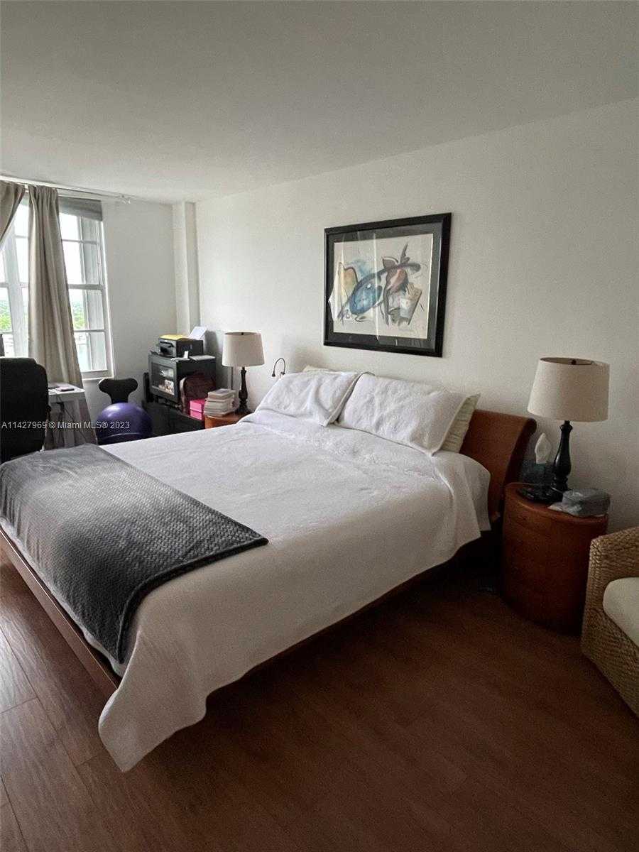 Small Image of 5151 COLLINS AVE #1523, Miami Beach Number 20