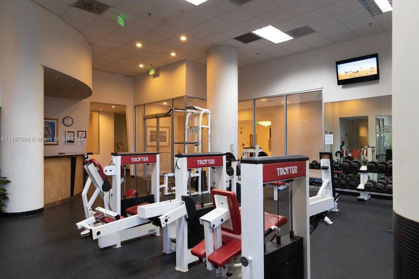 Small Image of 5151 COLLINS AVE #1523, Miami Beach Number 32