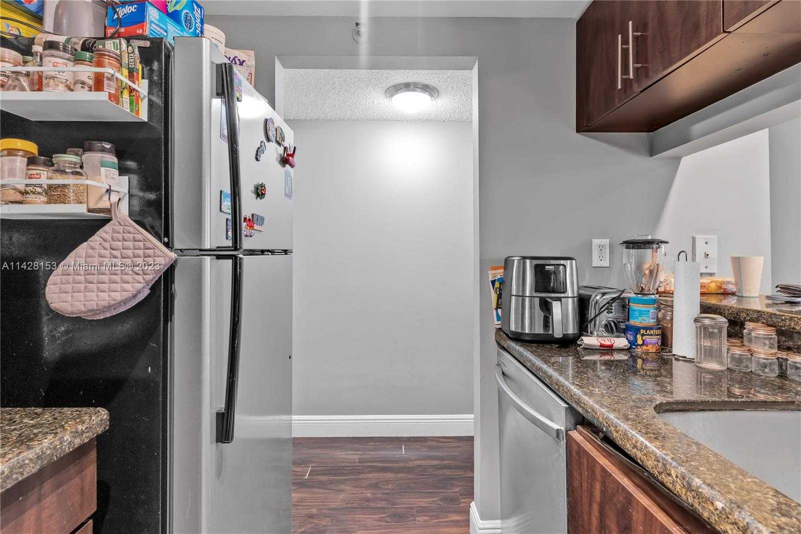 Small Image of 850 NORTH MIAMI AVE #W-408, Miami Number 21