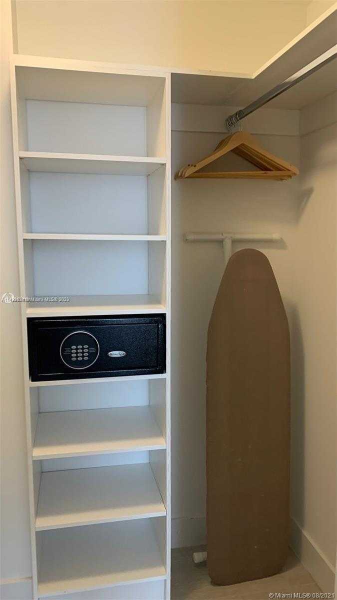 Small Image of 4010 SOUTH OCEAN DR #R301, Hollywood Number 27