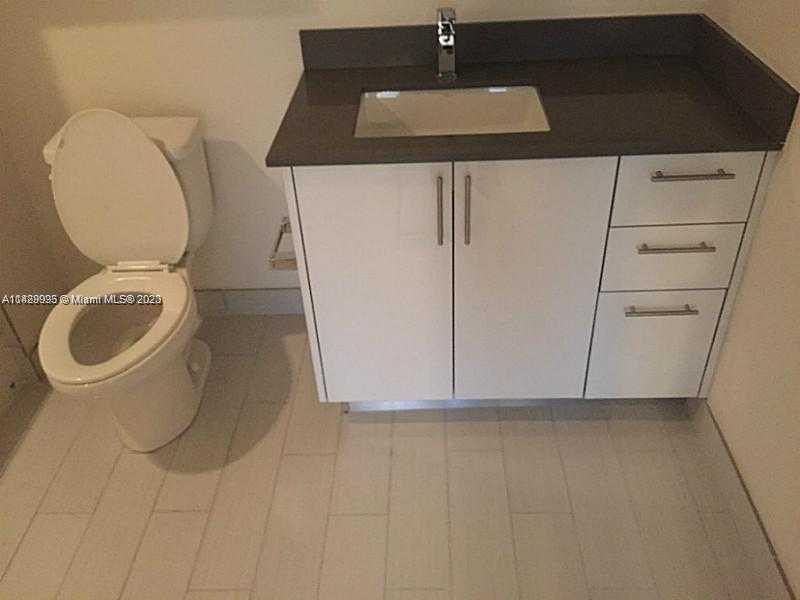 Small Image of 999 SOUTH WEST 1ST AVE #1513, Miami Number 5