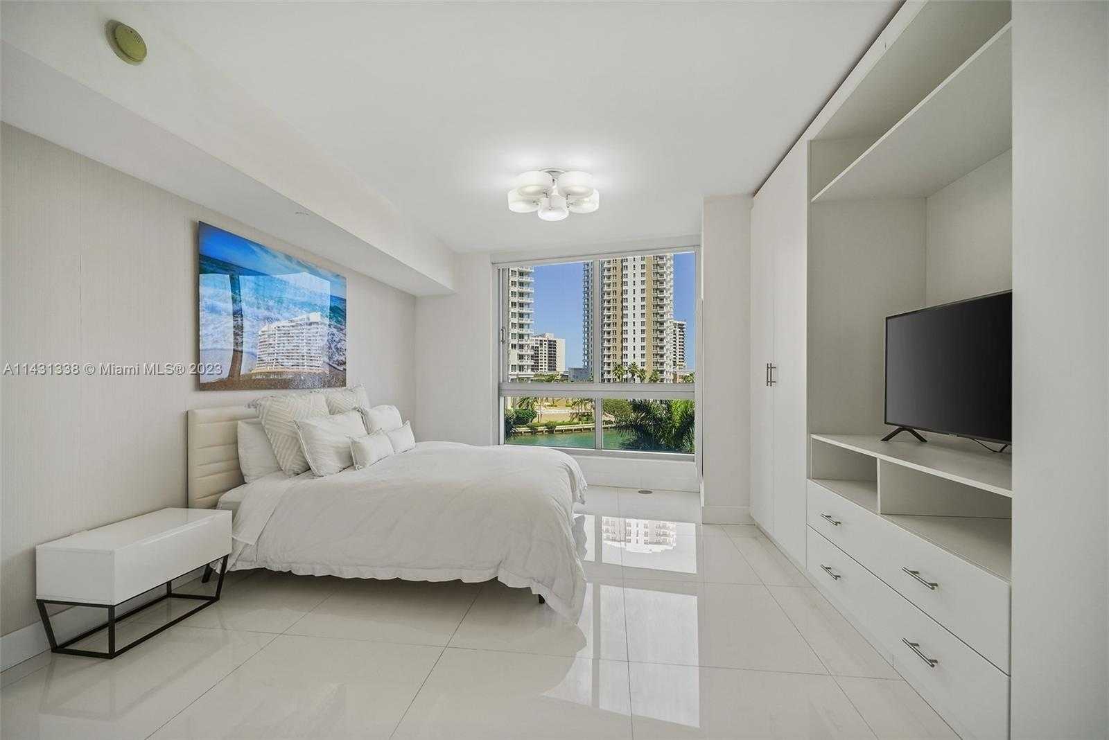 Small Image of 495 BRICKELL AVE #402, Miami Number 19