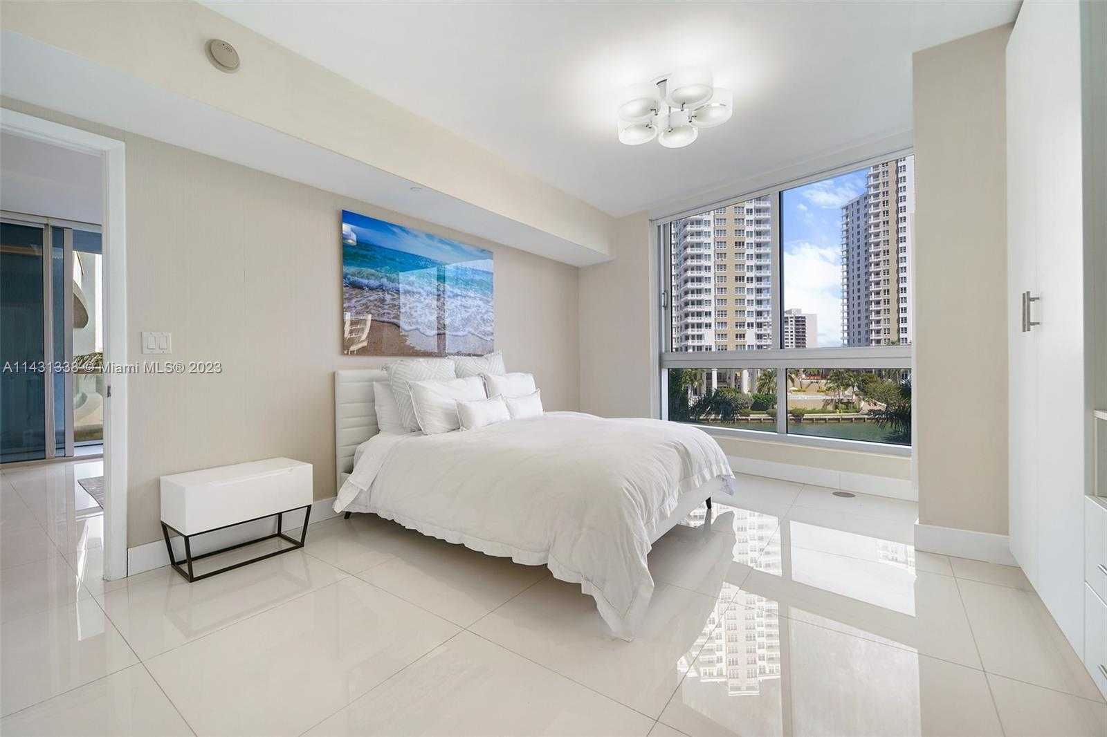 Small Image of 495 BRICKELL AVE #402, Miami Number 25