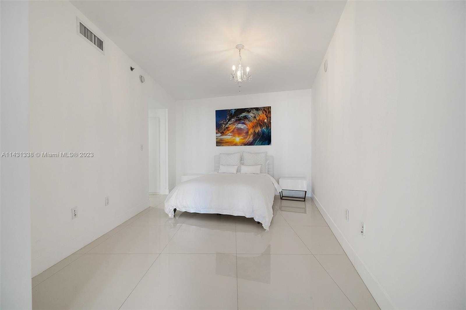 Small Image of 495 BRICKELL AVE #402, Miami Number 26
