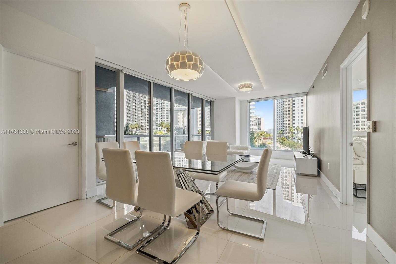 Small Image of 495 BRICKELL AVE #402, Miami Number 8