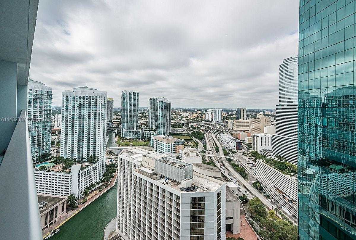 Small Image of 200 BISCAYNE BOULEVARD WAY #3709, Miami Number 6