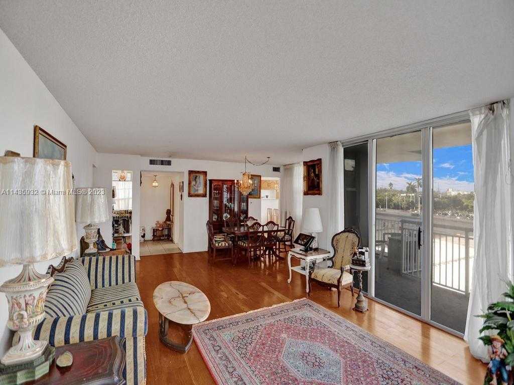 Small Image of 18051 BISCAYNE BLVD #304, Aventura Number 4