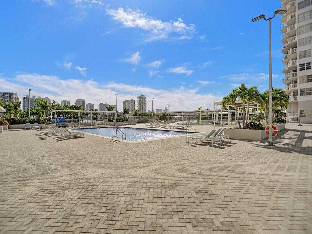 Small Image of 18051 BISCAYNE BLVD #304, Aventura Number 41