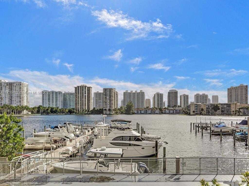 Small Image of 18051 BISCAYNE BLVD #304, Aventura Number 47