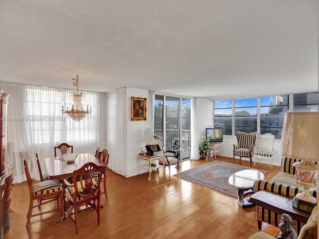 Small Image of 18051 BISCAYNE BLVD #304, Aventura Number 6