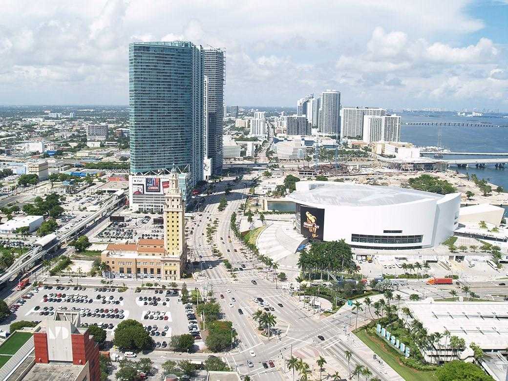 Small Image of 244 BISCAYNE BLVD #3908, Miami Number 13