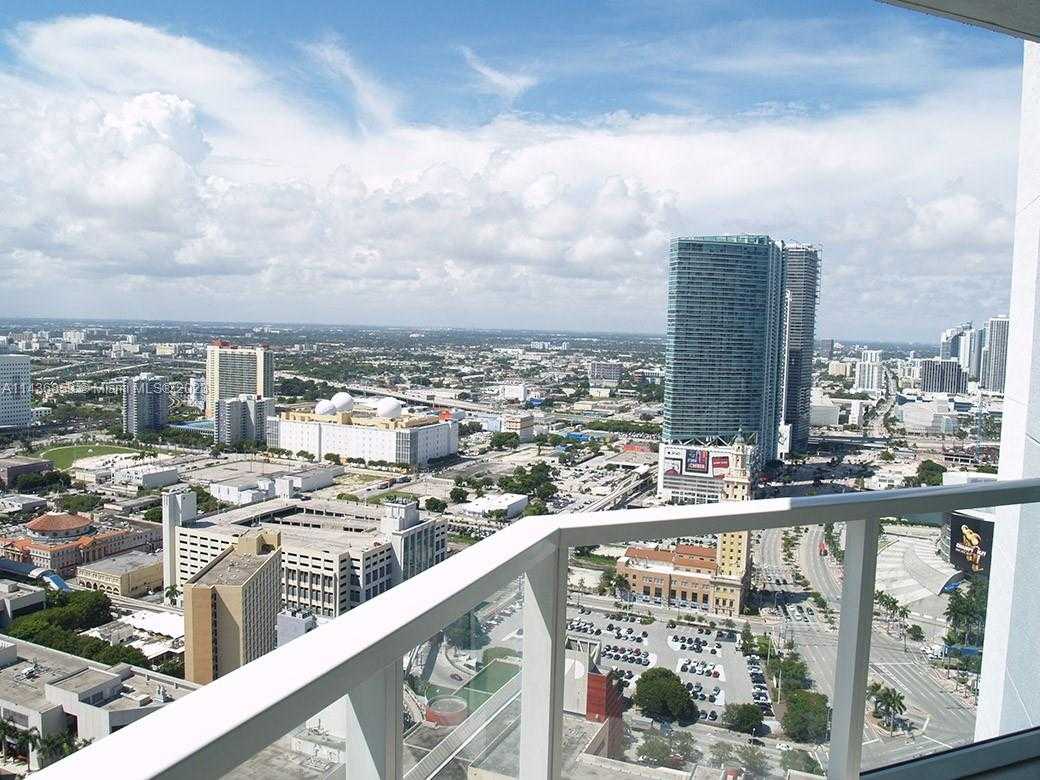 Small Image of 244 BISCAYNE BLVD #3908, Miami Number 15
