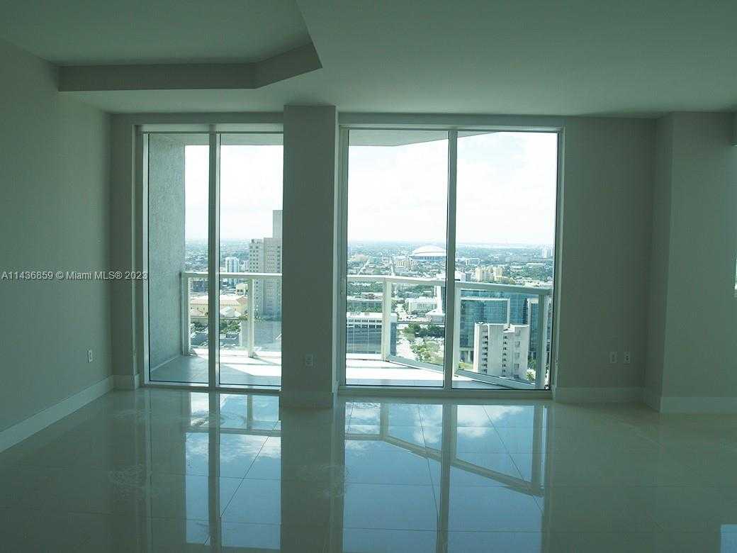 Small Image of 244 BISCAYNE BLVD #3908, Miami Number 4