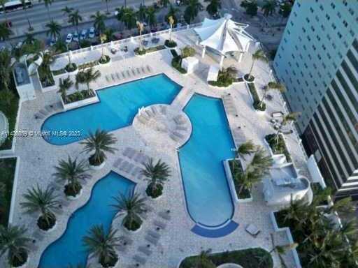 Small Image of 244 BISCAYNE BLVD #3908, Miami Number 8