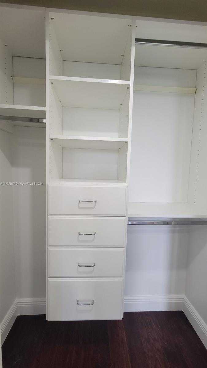 Small Image of 20100 WEST COUNTRY CLUB DR #404, Aventura Number 18