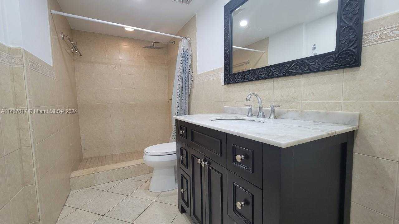 Small Image of 20100 WEST COUNTRY CLUB DR #404, Aventura Number 7