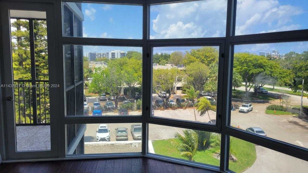 Small Image of 20100 WEST COUNTRY CLUB DR #404, Aventura Number 9