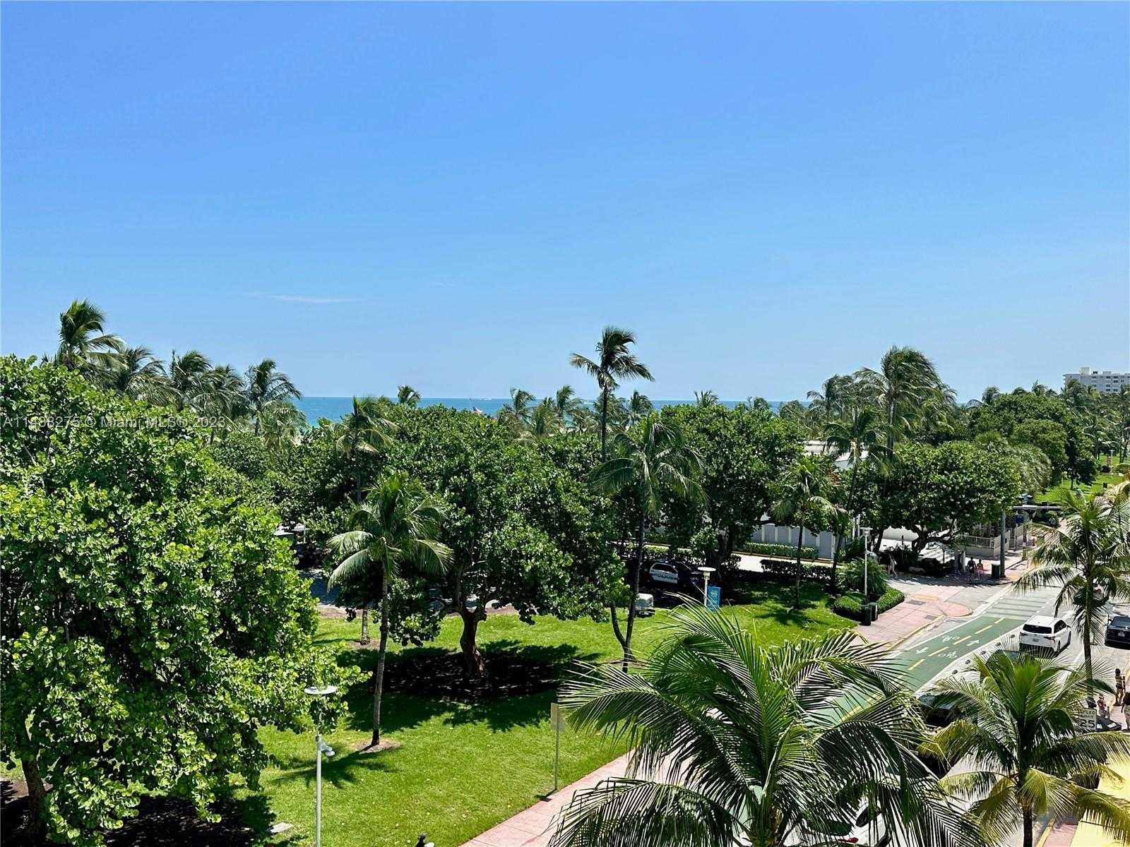 Small Image of 1052 OCEAN DR #C501, Miami Beach Number 8