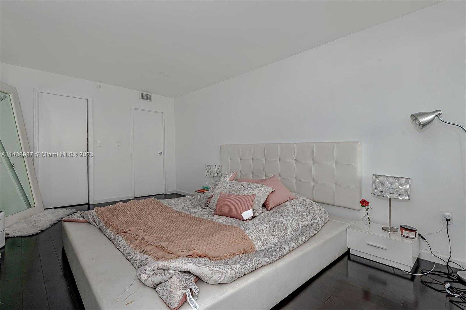 Small Image of 555 NORTH EAST 15TH ST #32E, Miami Number 8