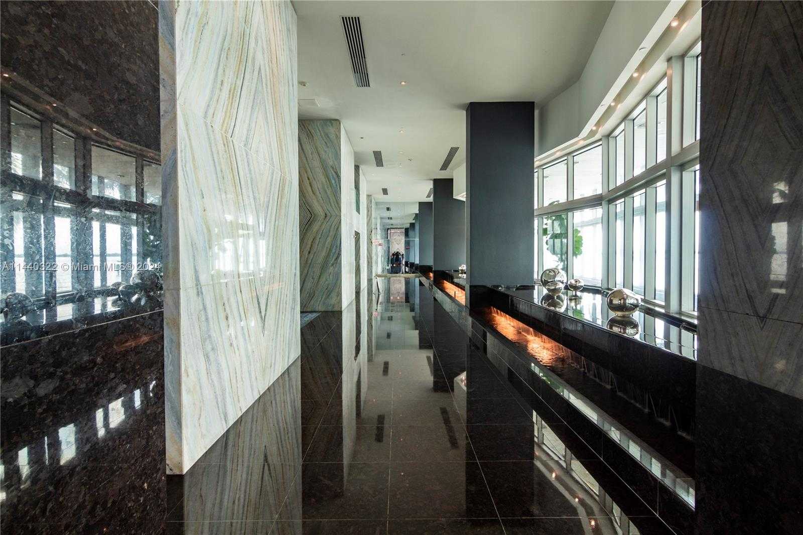 Small Image of 335 SOUTH BISCAYNE BLVD #3900, Miami Number 31